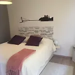 Cozy, Beautiful View - 1 Stop By Train To Old Town Apartment Pressburg