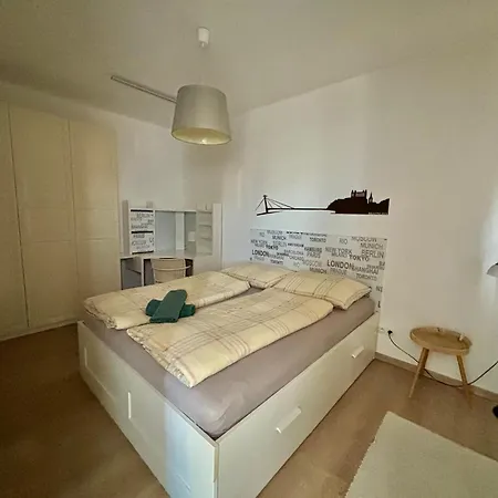 Cozy, Beautiful View - 1 Stop By Train To Old Town * Bratislava