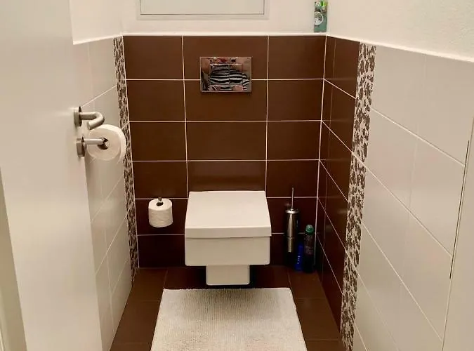 Appartement Cozy, Beautiful View - 1 Stop By Train To Old Town *