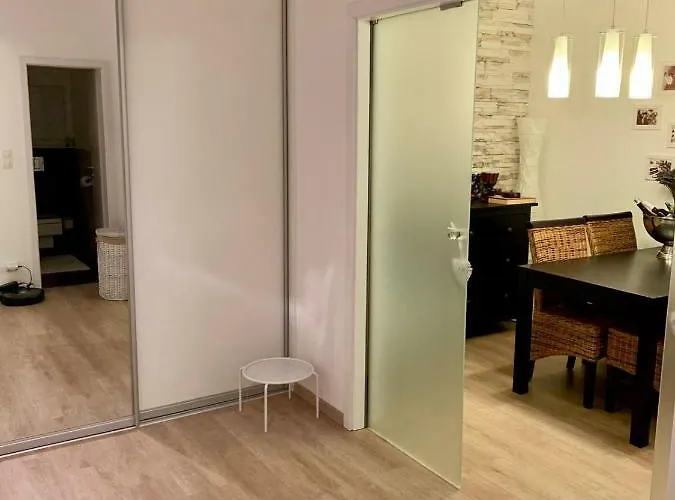 Cozy, Beautiful View - 1 Stop By Train To Old Town Appartamento *